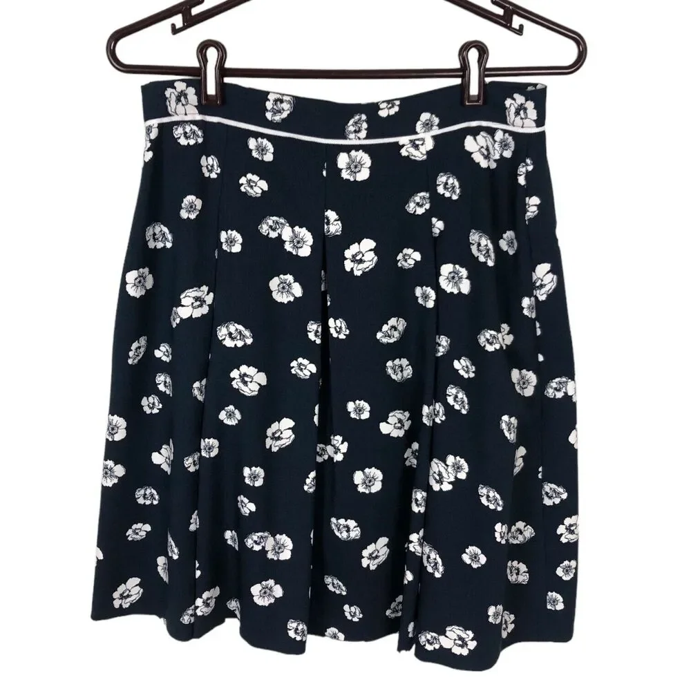 Brooks Brothers White Navy Blue Floral Pleated Skirt women's Size 4 - Picture 2 of 7